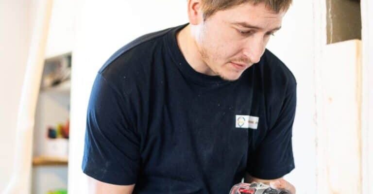 Professionel installation af el-tavler og ladestandere